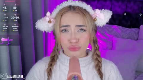 Snapshot of alejamillan1 chatting on 02-10-25, 05:36   night GTM -5 online show from 02-10-25, 05:36