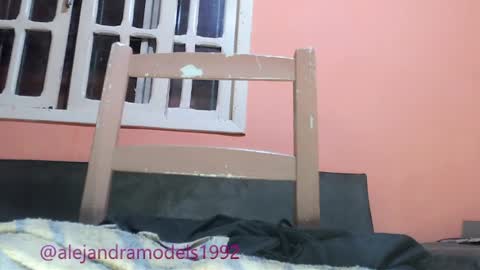 Snapshot of alejandra1992_ chatting on 05-21-26, 09:55 Alejandra online show from 05-21-26, 09:55