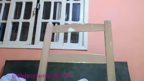 Snapshot of alejandra1992_ chatting on 05-23-26, 08:51 Alejandra online show from 05-23-26, 08:51