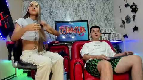 Alejandra and James online show from 03-10-26, 11:37