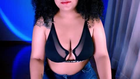 Alejandra  online show from 03-06-25, 02:30