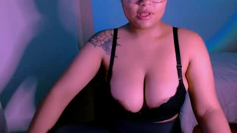 Alejandra  online show from 05-28-26, 11:46