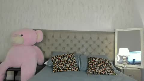 alejandra_marin_ online show from 04-22-26, 02:47
