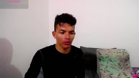 Snapshot of alejandro1993399605 chatting on 02-17-25, 05:47 Alejandro online show from 02-17-25, 05:47