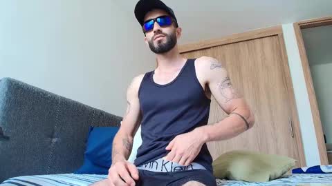 Alejandro Hernndez online show from 02-16-25, 04:42