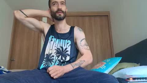 Alejandro Hernndez online show from 10-11-25, 07:45