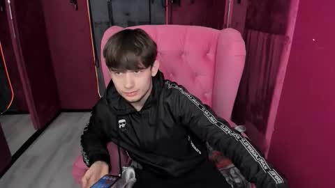 Alejandro online show from 12-02-25, 05:57