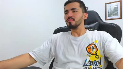 alejandroo_7 online show from 01-15-25, 06:51