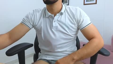 alejandroo_7 online show from 01-24-25, 09:58