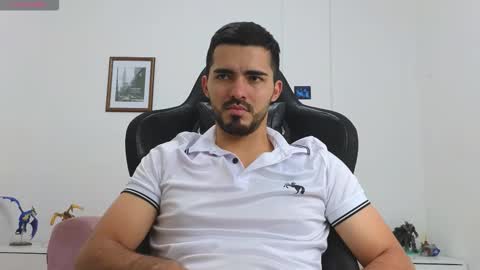 alejandroo_7 online show from 09-09-25, 07:57