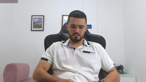 alejandroo_7 online show from 12-13-25, 09:09