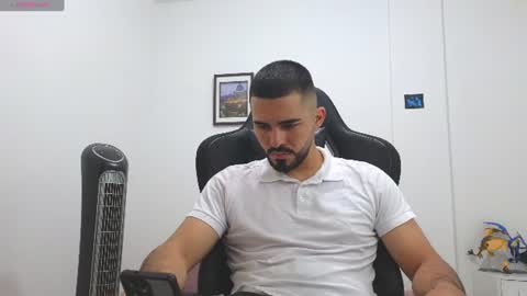 alejandroo_7 online show from 06-15-26, 09:06