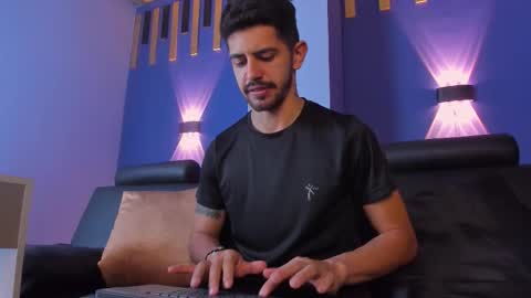 Alejo  online show from 10-14-25, 08:53