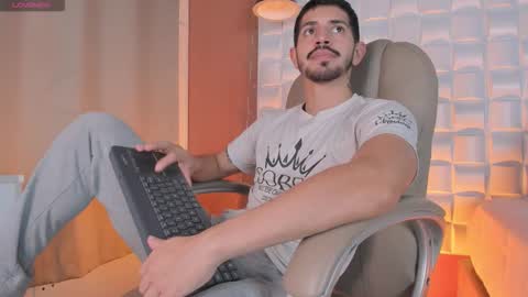 Alejo  online show from 03-04-26, 11:00