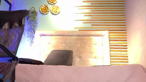 alejo_gray1 online show from 06-01-26, 01:13