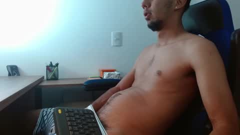 Snapshot of alejo_hot23 chatting on 01-26-25, 02:56 David online show from 01-26-25, 02:56