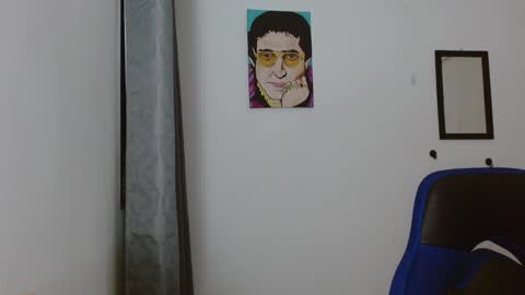 Snapshot of alejo_hot23 chatting on 11-05-25, 02:11 David online show from 11-05-25, 02:11