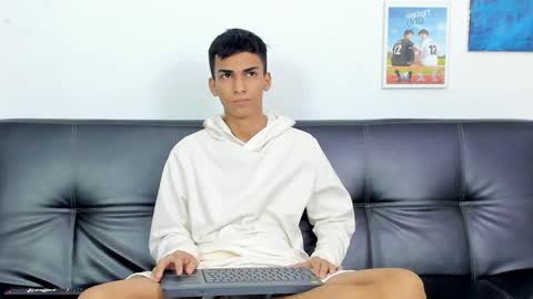 alejo peverell online show from 01-21-25, 07:39