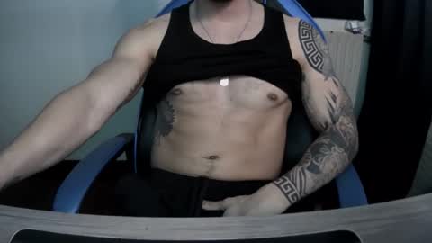 Snapshot of alejoduarte16 chatting on 03-24-26, 02:00 alejoduarte16 online show from 03-24-26, 02:00