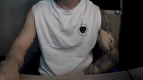 Snapshot of alejoduarte16 chatting on 04-05-26, 02:58 alejoduarte16 online show from 04-05-26, 02:58