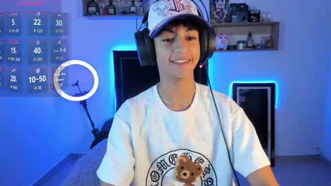 alejo online show from 11-10-25, 03:49