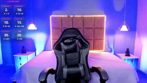 ALejoo Saenz online show from 05-13-26, 04:54