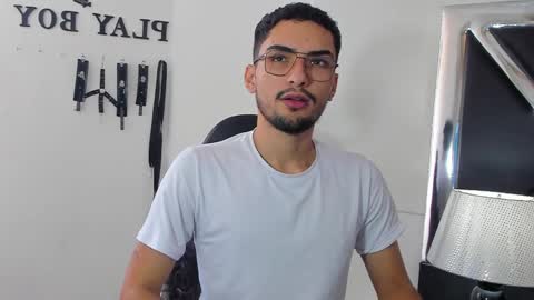 Alek online show from 09-22-25, 04:09