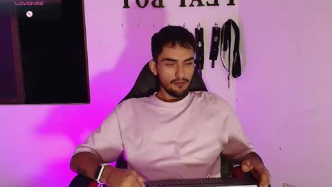 Alek online show from 10-01-25, 07:58