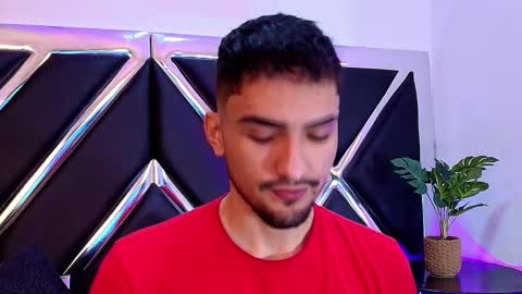 Alek online show from 10-05-25, 03:49