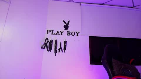 Alek online show from 10-28-25, 05:11