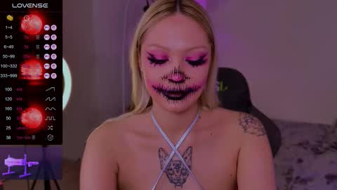 aleksacandy online show from 10-31-25, 04:02