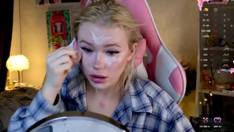 Lexi online show from 12-09-24, 04:45