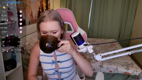 Lexi online show from 09-20-25, 03:51