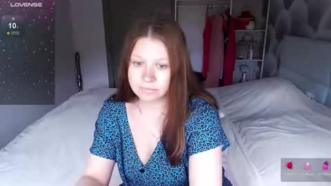 Snapshot of aleksasamui chatting on 05-10-26, 07:46 Aleksa online show from 05-10-26, 07:46