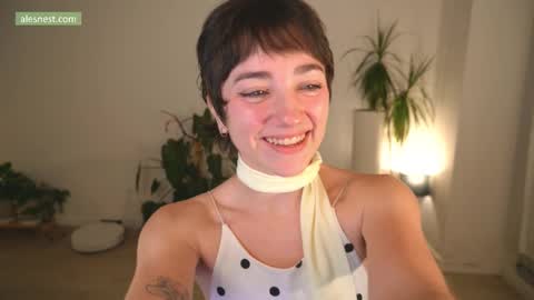 Snapshot of alemaniababe chatting on 03-23-26, 11:42 Ale online show from 03-23-26, 11:42
