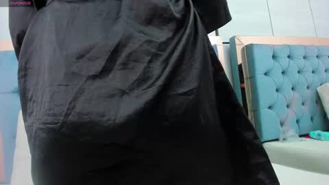 Snapshot of alena_brown chatting on 02-26-25, 09:05 ALENA online show from 02-26-25, 09:05