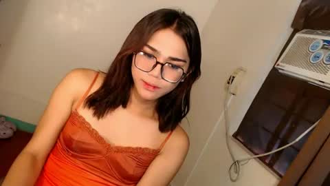 alenajones online show from 07-25-26, 11:35