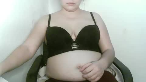 Snapshot of alesialux chatting on 02-01-26, 09:02 Alesia online show from 02-01-26, 09:02