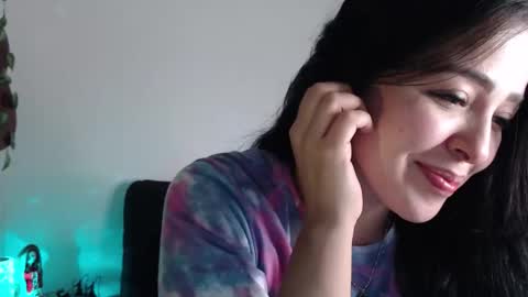 Snapshot of aleska_bell69 chatting on 01-10-26, 04:20 Aleska online show from 01-10-26, 04:20