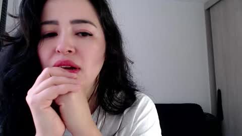 Snapshot of aleska_bell69 chatting on 02-14-26, 03:42 Aleska online show from 02-14-26, 03:42