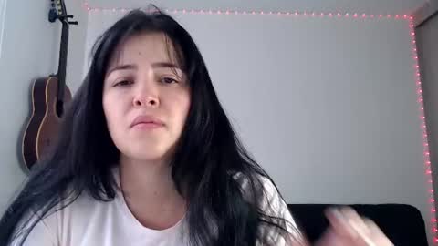 Aleska online show from 06-10-26, 03:44