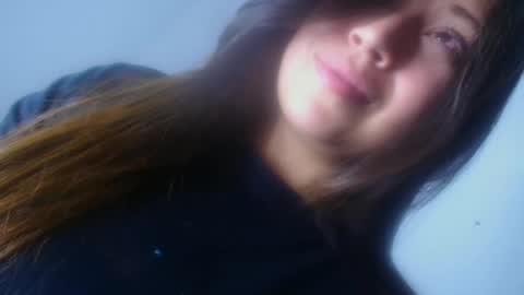 QUEEN OFF MILk  IM BACK  15 NOV online show from 09-30-25, 12:48