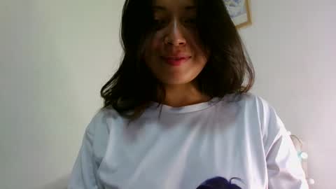 QUEEN OFF MILk  IM BACK  15 NOV online show from 03-02-26, 01:18