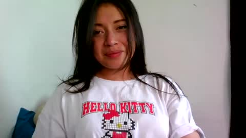 QUEEN OFF MILk  IM BACK  15 NOV online show from 06-28-26, 07:20
