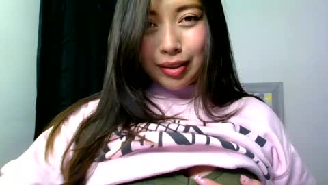 QUEEN OFF MILk  IM BACK  15 NOV online show from 07-24-26, 10:41