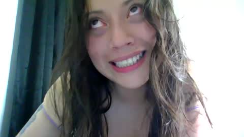 QUEEN OFF MILk  IM BACK  15 NOV online show from 07-28-26, 10:42