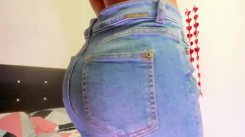 Snapshot of aleska_swarovski chatting on 02-26-25, 06:43 Aleska 3 online show from 02-26-25, 06:43