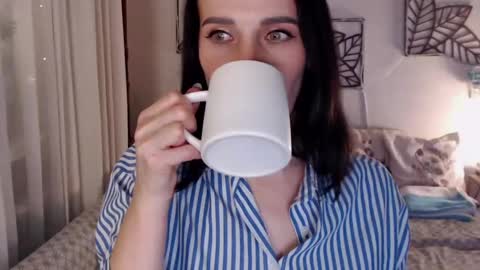 Sandra online show from 12-14-24, 07:03