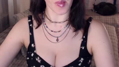 Sandra online show from 03-12-25, 02:56