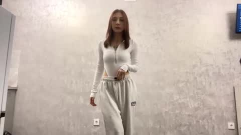 Snapshot of alessandralogalbo chatting on 02-05-26, 12:32 Emma online show from 02-05-26, 12:32